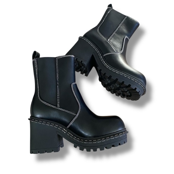 Dolls Kill Shoes - DollsKill | NWOB cyber Y2K gothic grunge platform boots